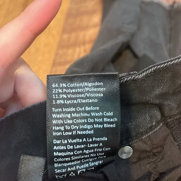 NWT Risen Woman’s Black High Waist Distressed Long Shorts Size S